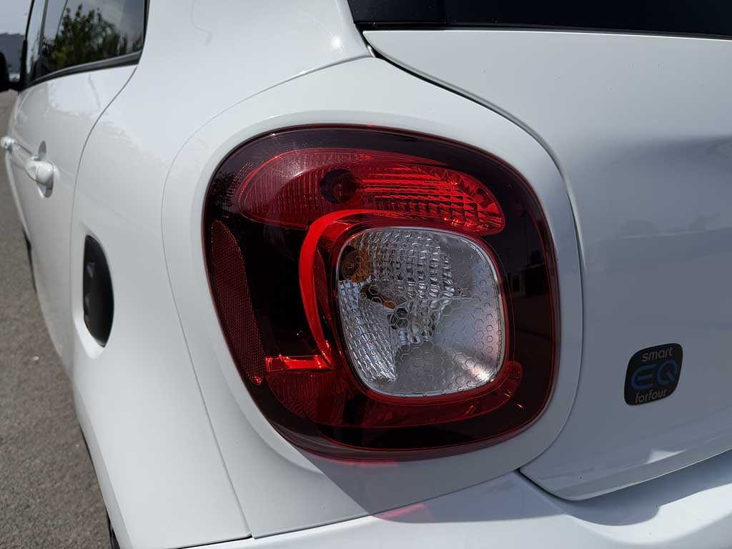 Smart Forfour 60Kw Eq Premium 17Kwh 22Kwch White #6