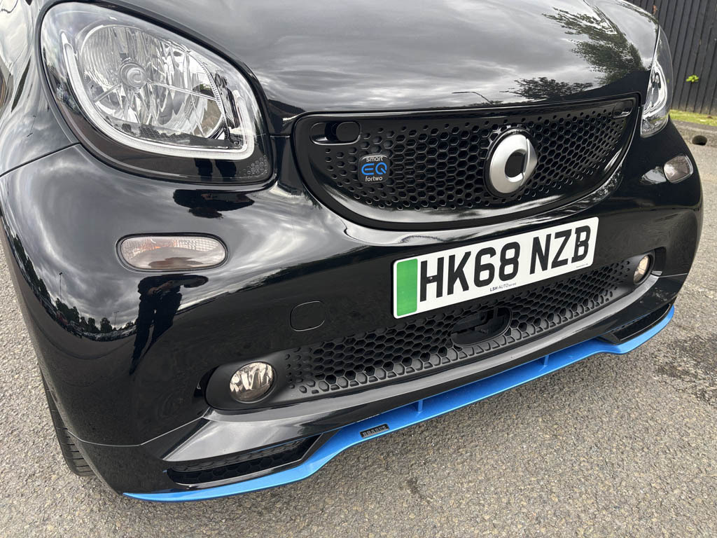Smart Fortwo Coupe 60Kw Eq Edition Nightsky 17Kwh 22Kwch Black #4