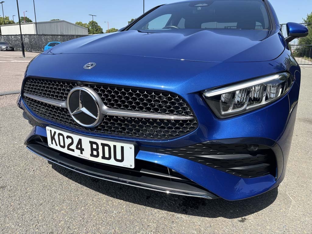 Mercedes-Benz A Class A250e Amg Line Executive KO24BDU Blue #5