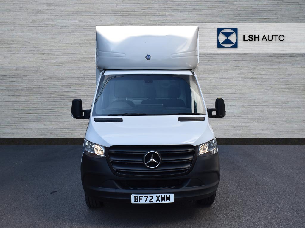 Mercedes-Benz Sprinter 3.5T Progressive Luton Van With Tail Lift White #3