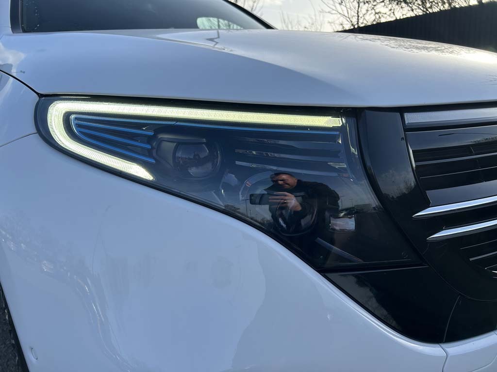 Mercedes-Benz EQC Eqc 400 300Kw Amg Line Premium 80Kwh White #6