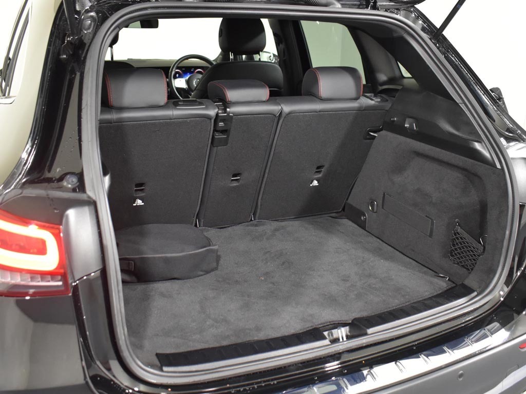 Mercedes-Benz GLA Class Gla 250E Amg Line Executive Black #6