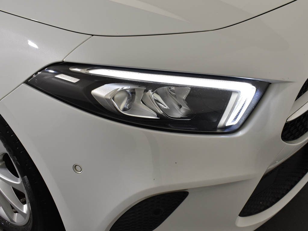 Mercedes-Benz A Class A180d Sport Executive MF69HFZ White #6