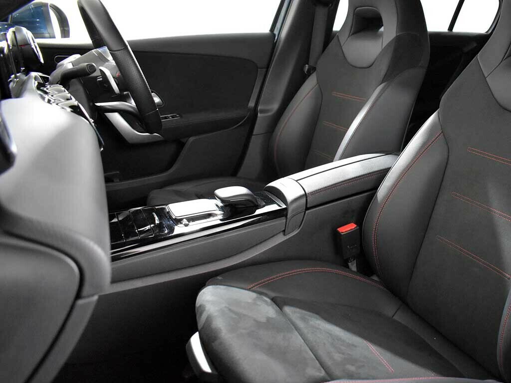 Mercedes-Benz A Class 1.3 A 250 E Amg Line Premium 259 Bhp Black #18