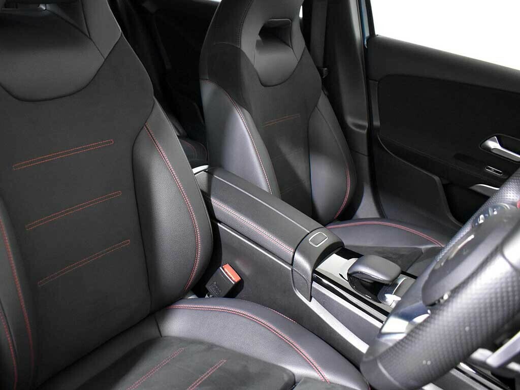 Mercedes-Benz A Class 1.3 A 250 E Amg Line Premium 259 Bhp Black #16