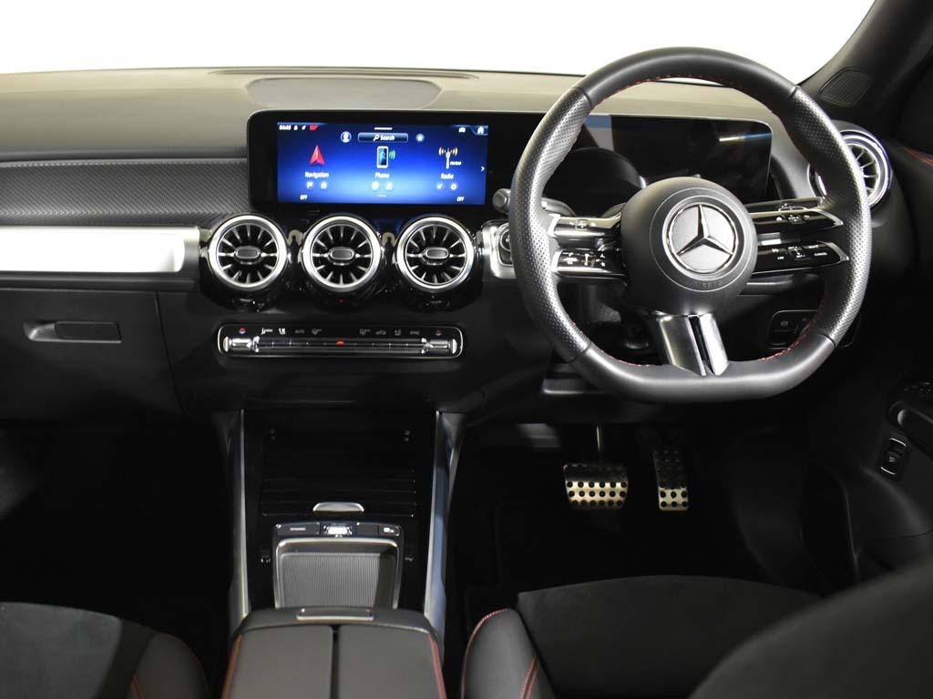 Mercedes-Benz GLB Class 200 Exclusive Launch Edition 7G-tronic Grey #12