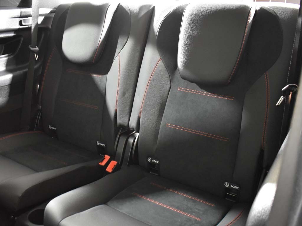 Mercedes-Benz GLB Class 200 Exclusive Launch Edition 7G-tronic Grey #25