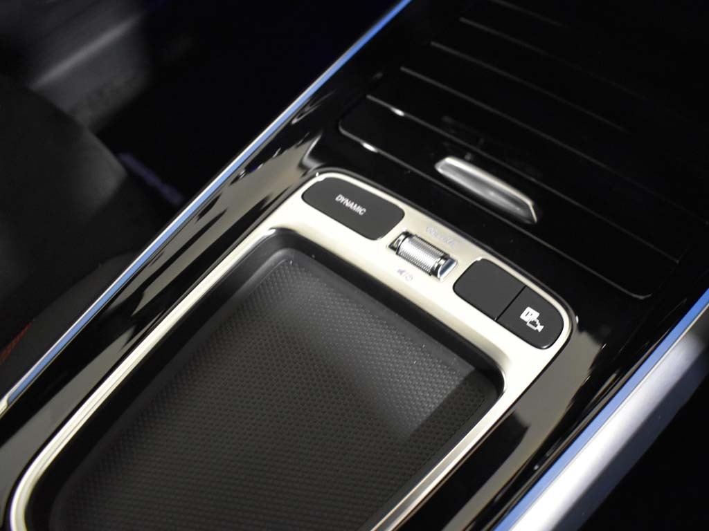 Mercedes-Benz GLB Class 200 Exclusive Launch Edition 7G-tronic Grey #34