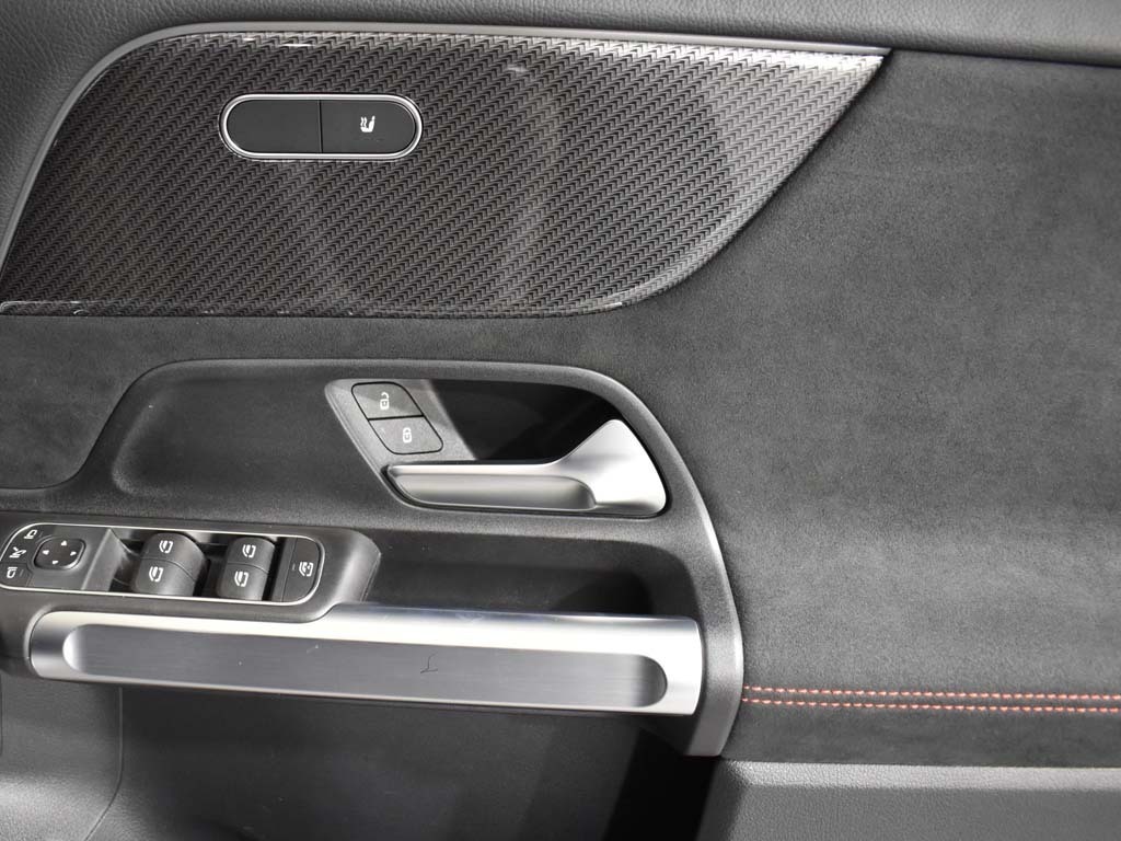 Mercedes-Benz GLB Class 200 Exclusive Launch Edition 7G-tronic Grey #19