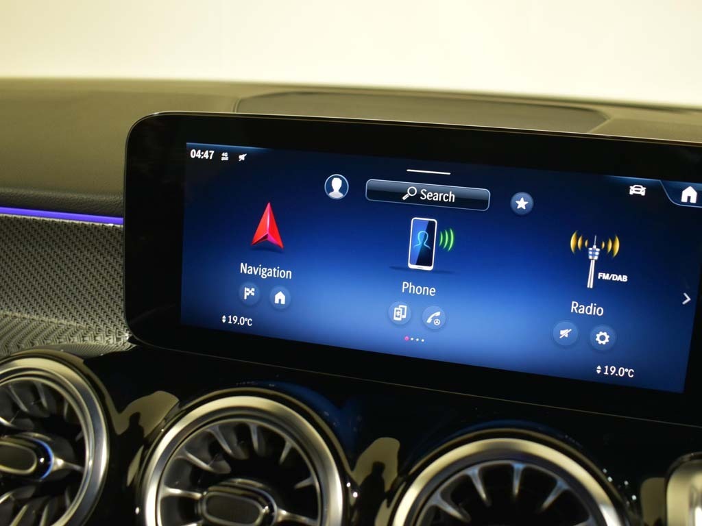 Mercedes-Benz GLB Class 200 Exclusive Launch Edition 7G-tronic Grey #27