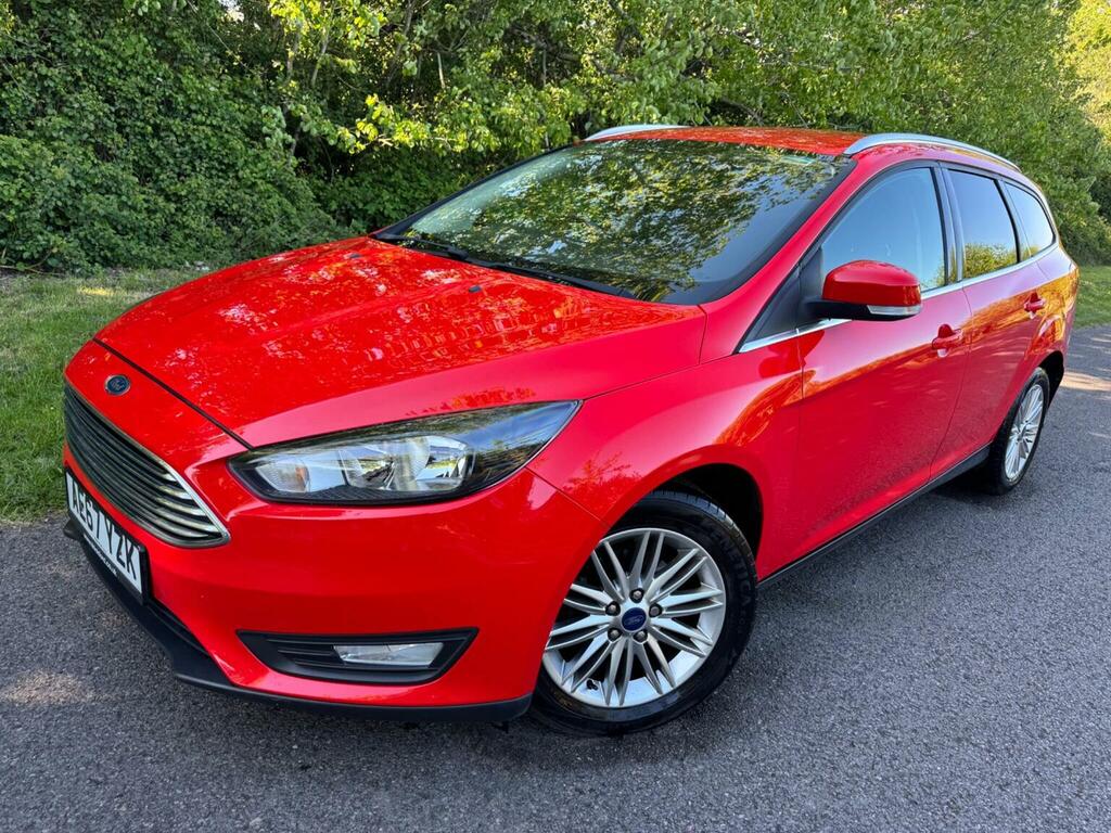 Ford Focus Estate 1.5 Tdci Zetec Edition Euro 6 Ss 20 AE67YZK Red #2