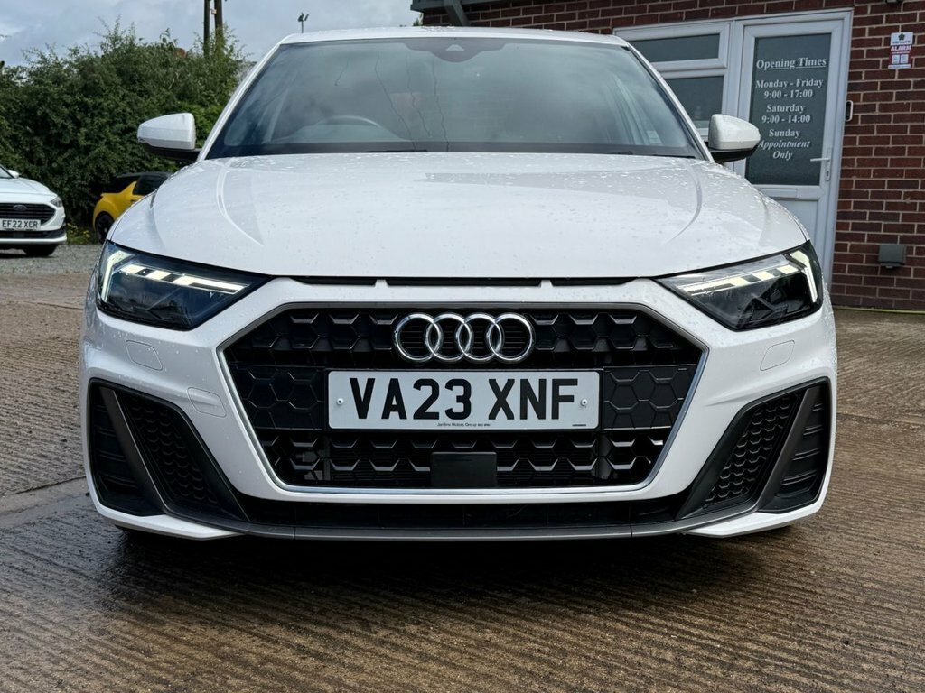 Audi A1 1.0 Tfsi 30 S Line Sportback Eur White #3