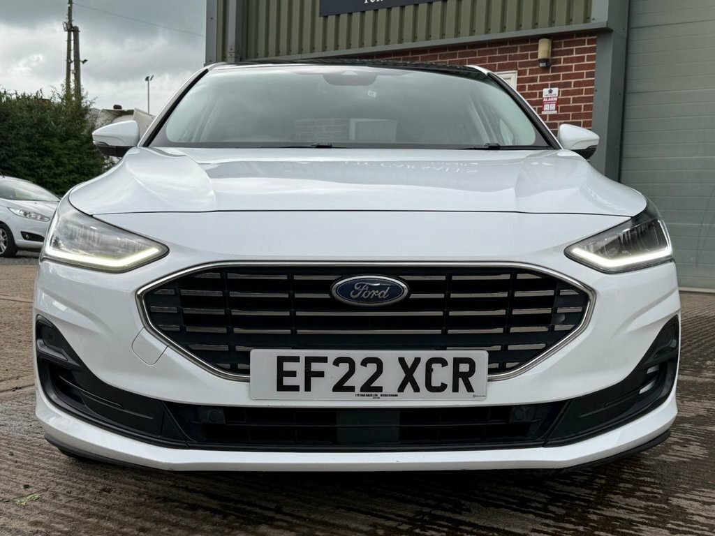 Ford Focus 1.5 Ecoblue Titanium Hatchback Eur EF22XCR White #3