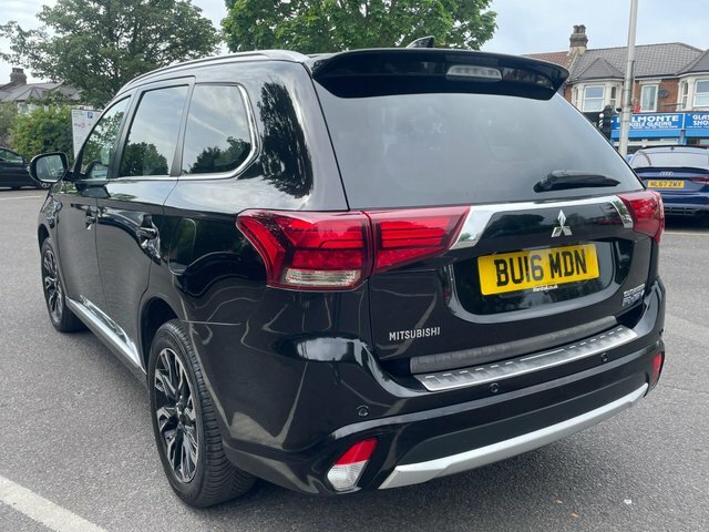 Mitsubishi Outlander 2.0H 12Kwh Gx5hs Cvt Black #6