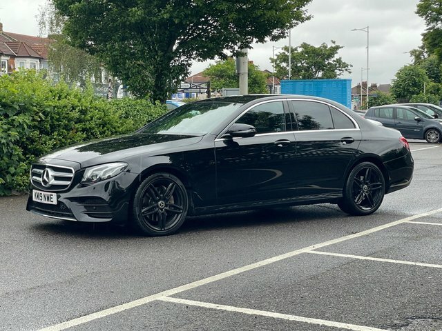 Mercedes-Benz E Class 2.0 E220d Amg Line Black #4