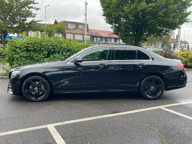 Mercedes-Benz E Class 2.0 E220d Amg Line Black #5