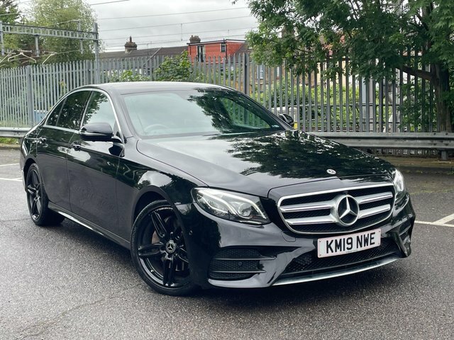 Mercedes-Benz E Class 2.0 E220d Amg Line Black