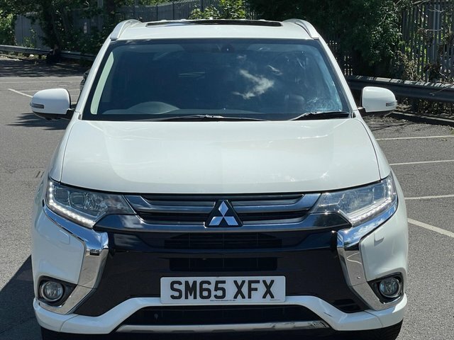 Mitsubishi Outlander 2.0H 12Kwh Gx4h Cvt White #3