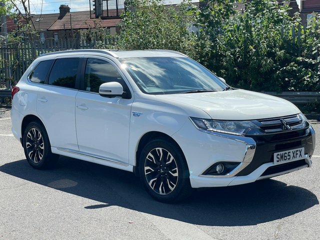 Mitsubishi Outlander Estate Grey #11