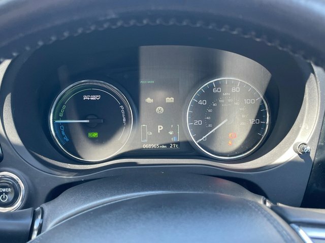 Mitsubishi Outlander Estate Grey #24