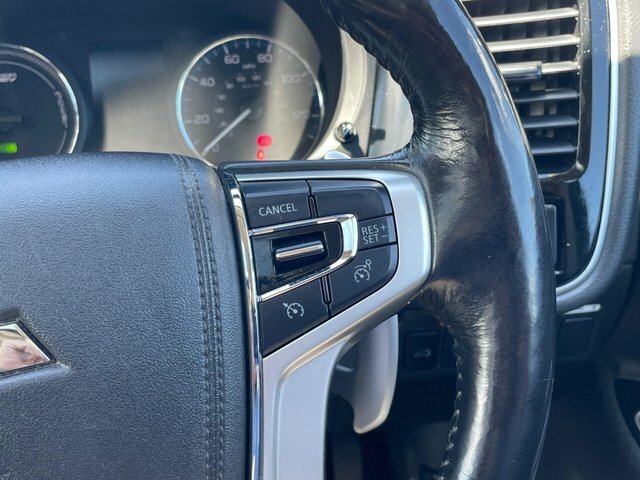 Mitsubishi Outlander Estate Grey #27