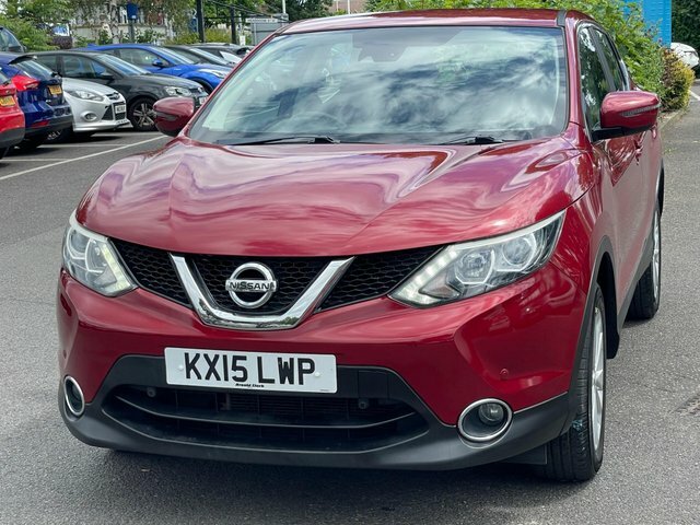 Nissan Qashqai 1.2 Dig-t Acenta 2Wd Red #3