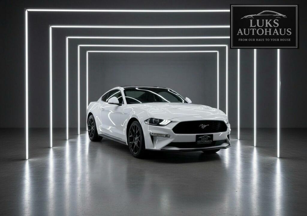 Ford Mustang 2.3T Ecoboost Fastback Selshift Euro 6 White