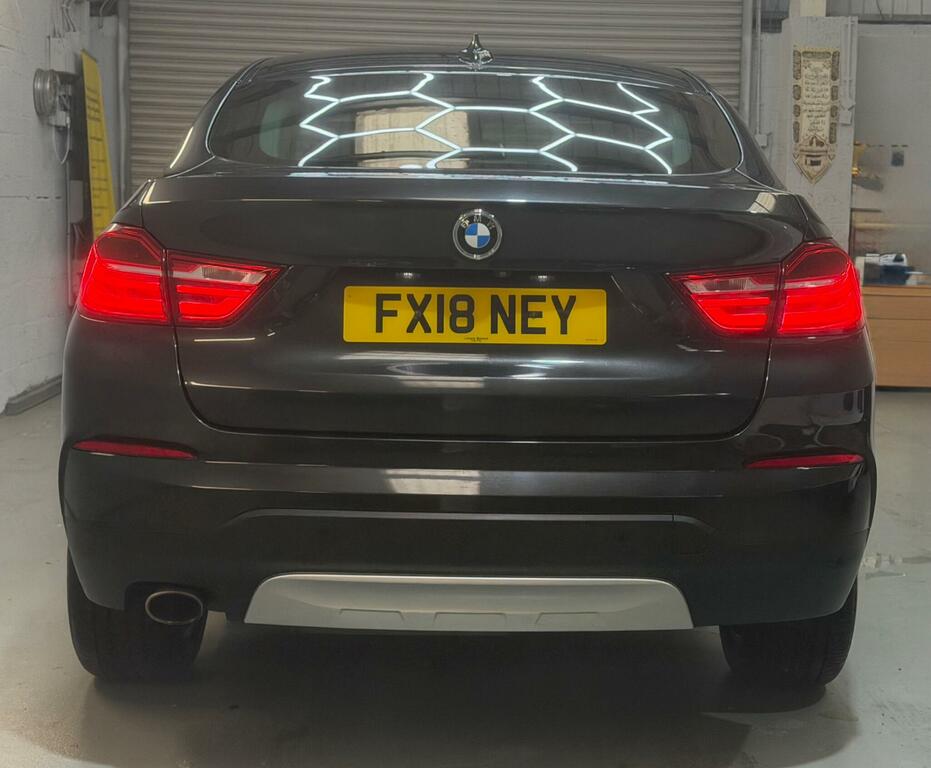 BMW X4 Xline Grey #4