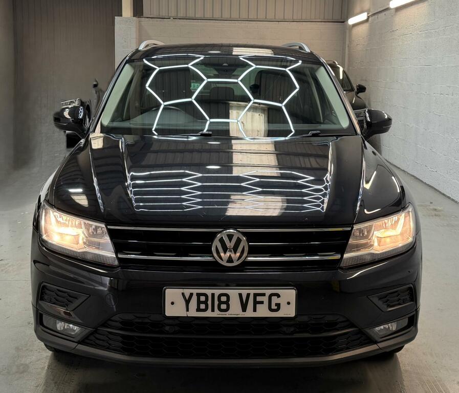 Volkswagen Tiguan Se Navigation Black #6