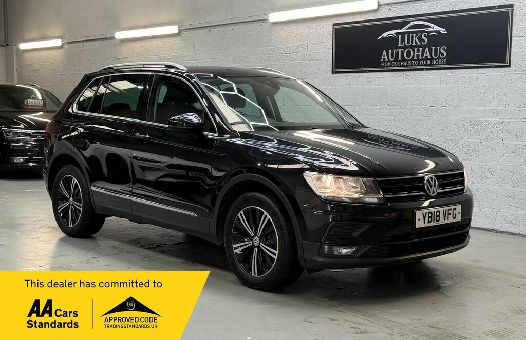 Volkswagen Tiguan Se Navigation Black
