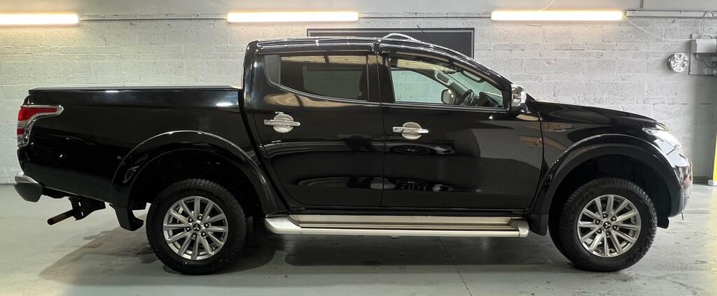 Mitsubishi L200 Dc Barbarian Black #6