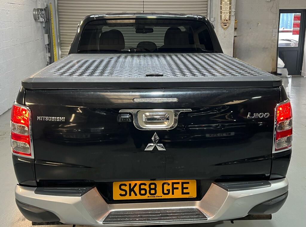 Mitsubishi L200 Dc Barbarian Black #5