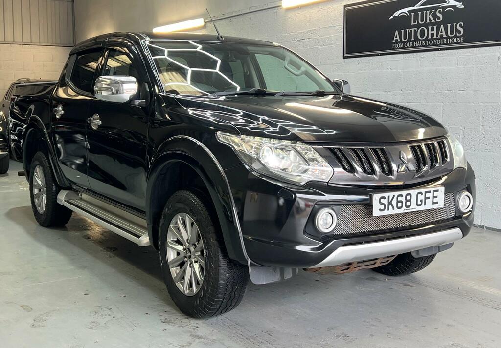 Mitsubishi L200 Dc Barbarian Black #4