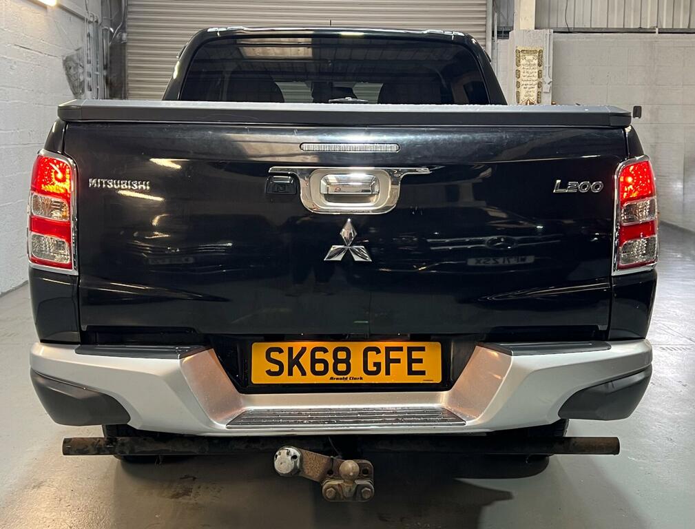 Mitsubishi L200 Dc Barbarian Black #3