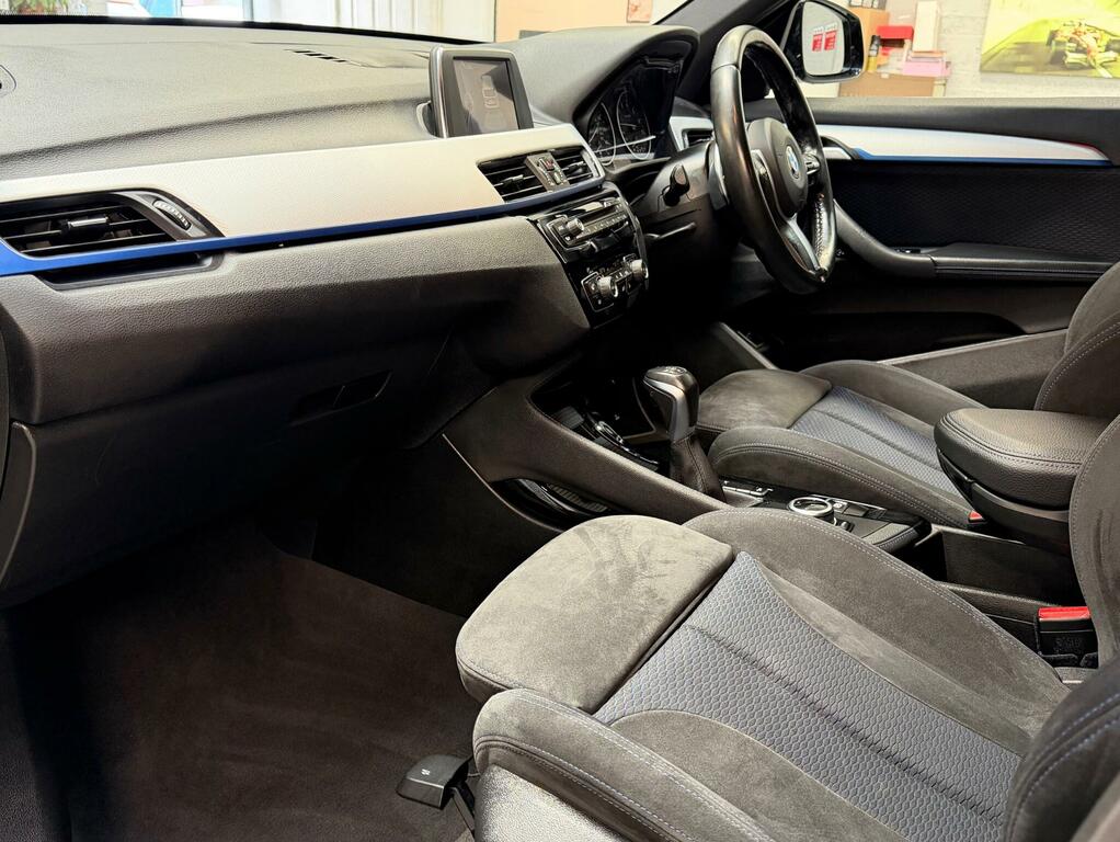 BMW X1 Sdrive 18D M White #34