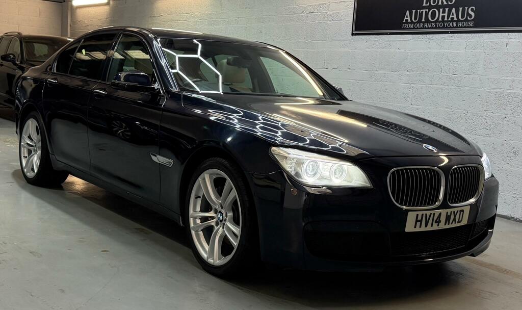 BMW 7 Series M Sport Black #5
