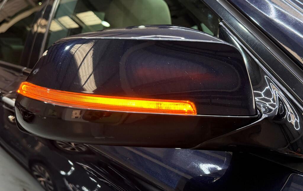 BMW 7 Series Saloon Black #44