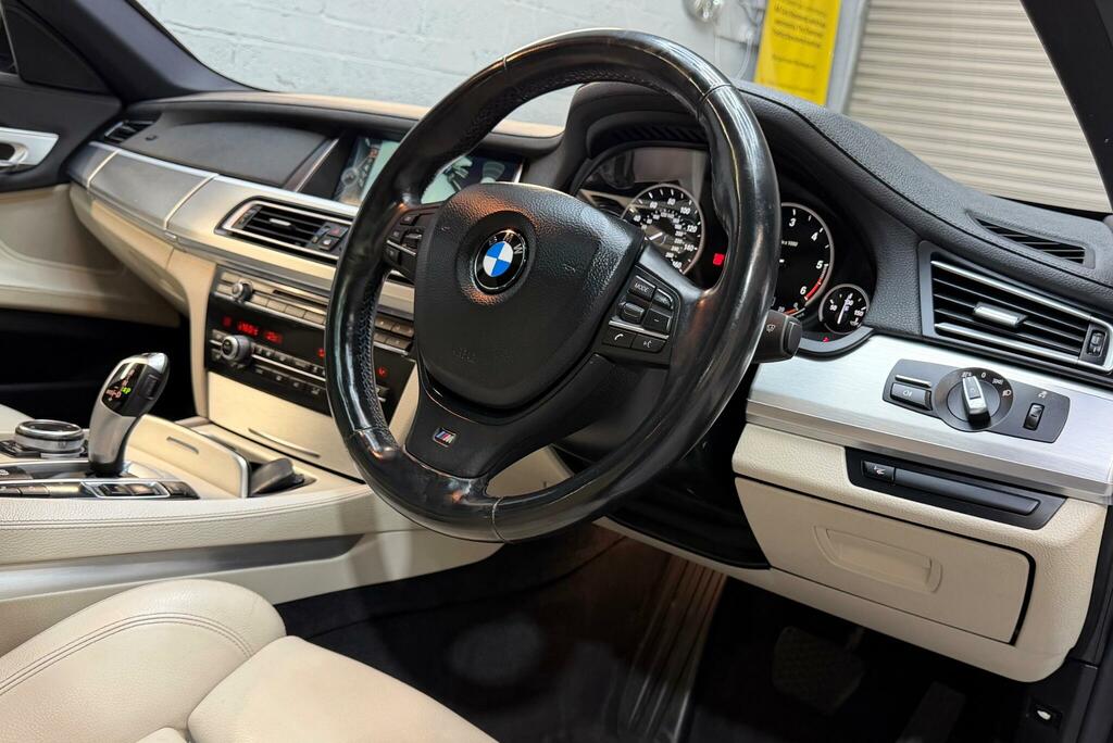 BMW 7 Series Saloon Black #40