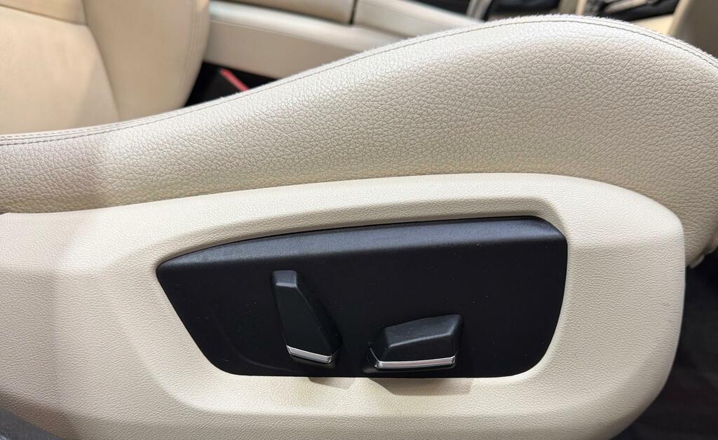 BMW 7 Series Saloon Black #20