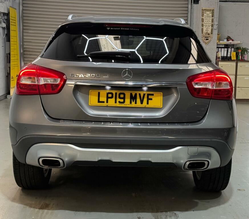 Mercedes-Benz GLA Class Sport Grey #4