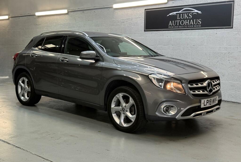 Mercedes-Benz GLA Class Sport Grey