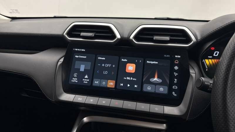 MG ZS Hybrid Trophy LG74GNR #5