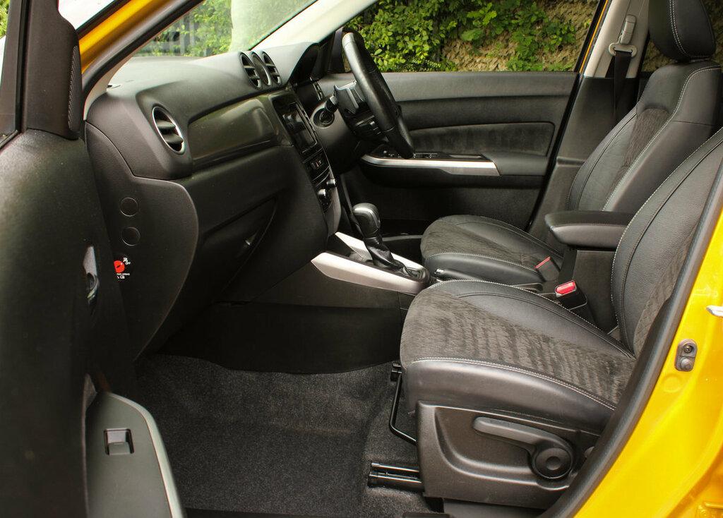Suzuki Vitara 1.4 Boosterjet 48V Hybrid Sz5 Yellow #45