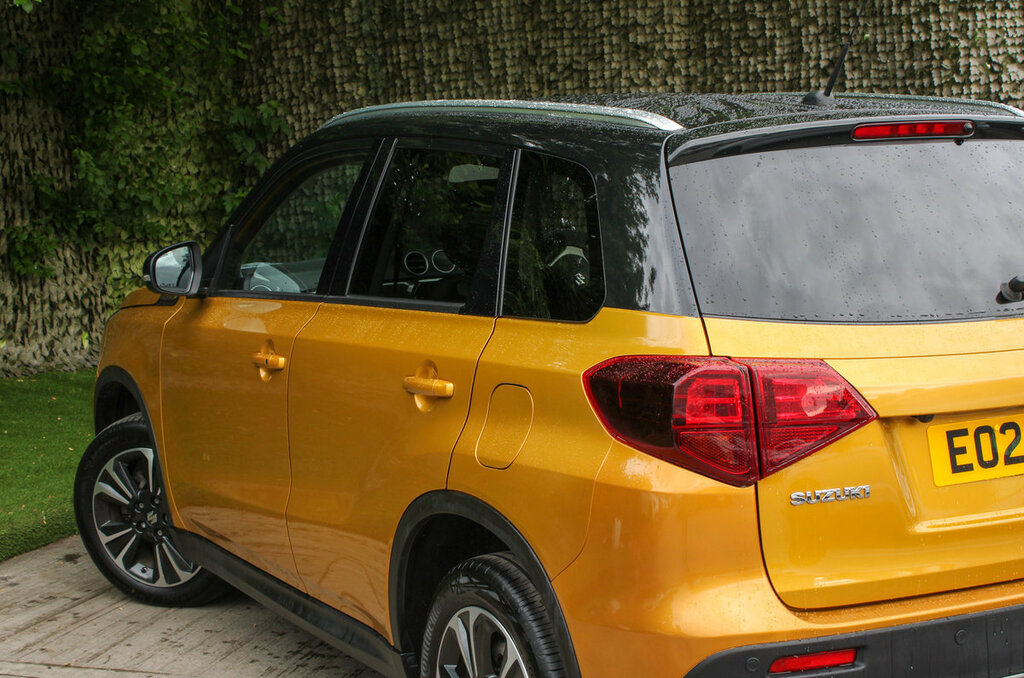 Suzuki Vitara 1.4 Boosterjet 48V Hybrid Sz5 Yellow #16