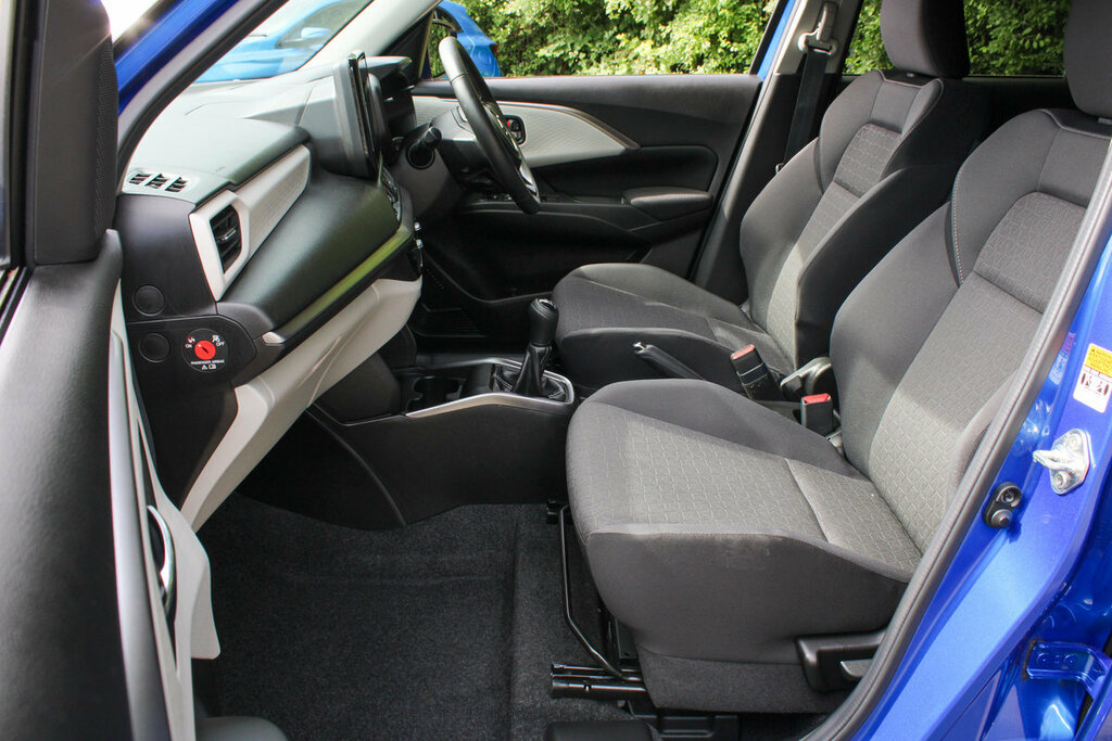 Suzuki Swift 1.2 Mhev Motion Hatchback Hybrid Cvt Eu Red #46