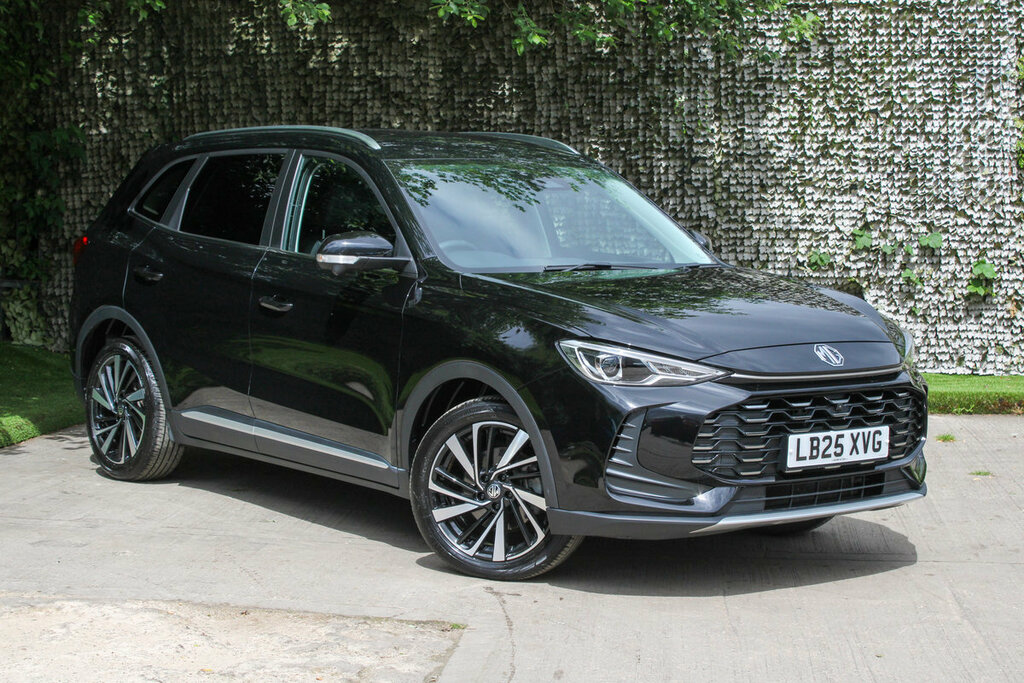 MG ZS Hybrid Trophy 