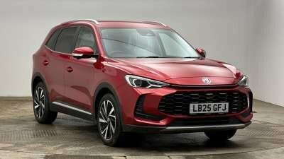 MG ZS Hybrid Trophy