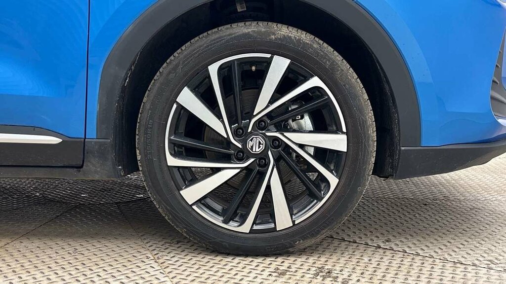 MG ZS Hybrid Trophy #6