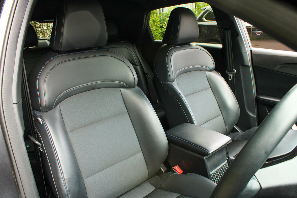 MG MG4 125Kw Se Ev 51Kwh White #48