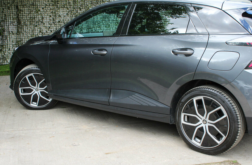 MG MG4 125Kw Se Ev 51Kwh White #11